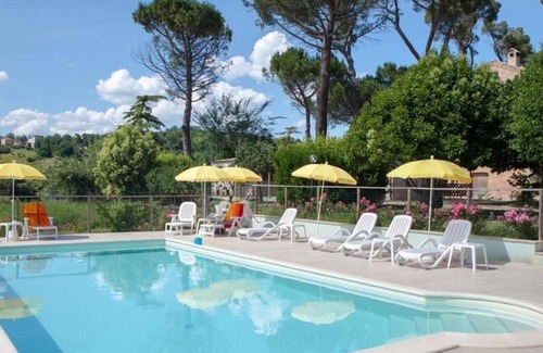 Falerone House | Villa with private pool in Le Marche countryside