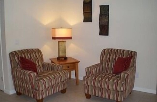 Trafalgar Village Villa | Villa with Private Pool and Spa