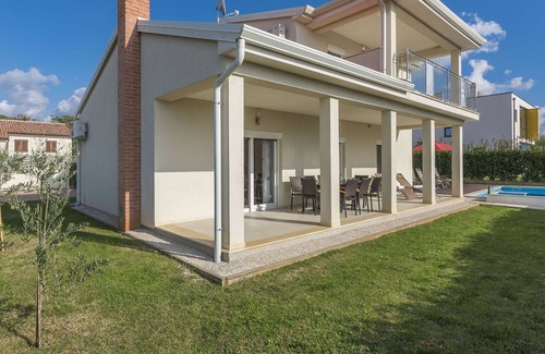 Dracevac Cottage | Villa with private pool and garden, near Porec and water park