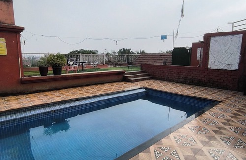 Aarey Colony Villa | villa with WiFi and AC in vibrant Mumbai