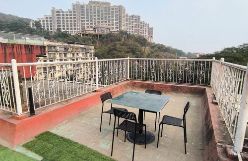 Aarey Colony Villa | villa with WiFi and AC in vibrant Mumbai