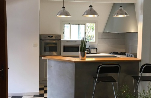 Velleron House | VILLAGE HOUSE located in the center of the village