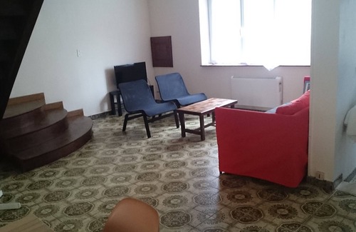 Tournay House | Village house small inner courtyard