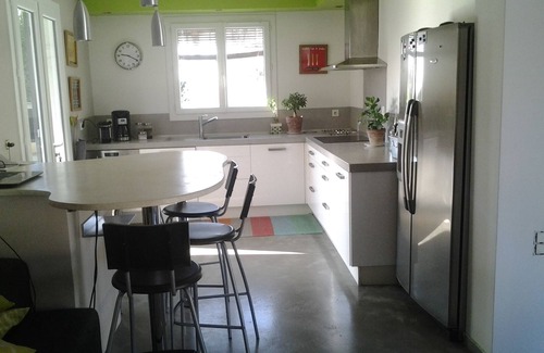 Toulon House | VillaPapyrusToulon, Heated pool, Jacuzzi, 3 bedrooms, 3 bathrooms, 3 WCs, Air conditioning.