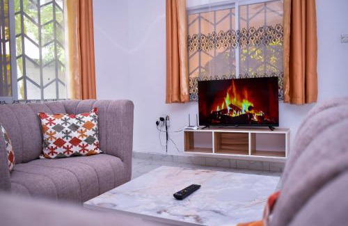 Kilifi Apartment | Villas - Beach 2 km, Wifi, SmartTV, Parking - by Mango Tree Cottages Kilifi