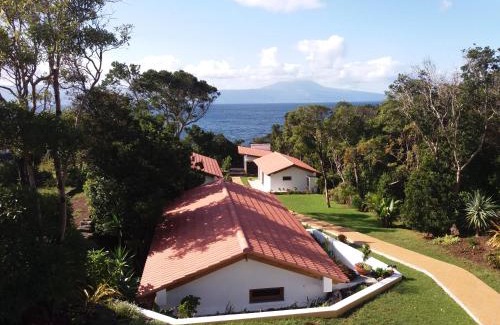 Urzelina House | Villas Casteletes