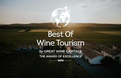 Banos de Rioja Villa | Villas Finca La Emperatriz