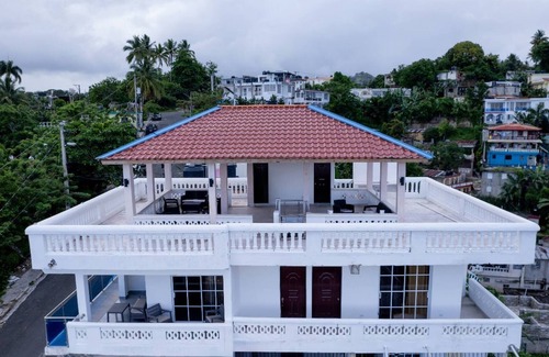 Barrio La Fortaleza Vieja Apartment | Villas Hillside apt 2