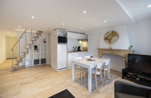 Thionville Apartment | Ville de Coeur, appartement T3 avec vue