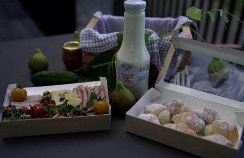 Tisina Bed & Breakfast | Vineyard Escape Herbersteinova klet