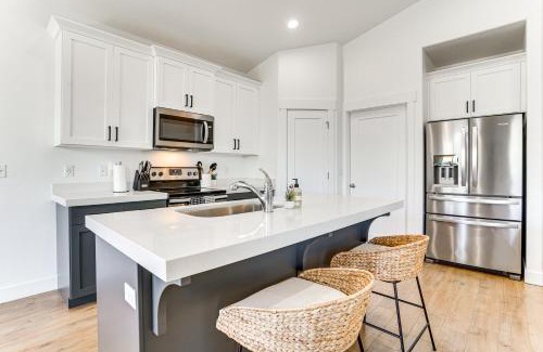 Vineyard House | Vineyard Retreat with Gas Grill Near Utah Lake!