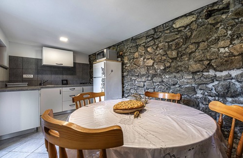 Crnomelj Apartment | Vineyard Suite Kolpa Zupančič B, Stari Trg ob Kolpi, Slovenia