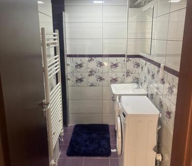 Milovice House | Vinný sklípek Drápalík