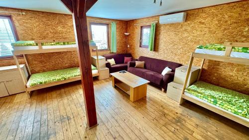 Pritluky House | Vinný sklep Monty Přítluky