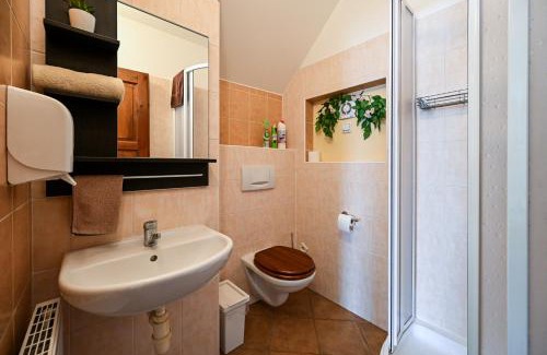 Milotice House | Vinný sklep u Křížů