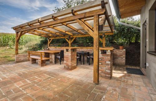 Hovorany House | Vinoza - ubytování a vinný sklep v Moravském Toskánsku