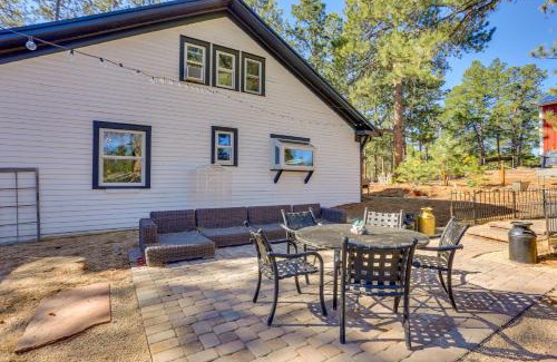 Larkspur House | Vintage Farmhouse with Hot Tub in Larkspur