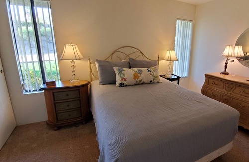 Palm Desert House | Vintage South Palm Desert Condo