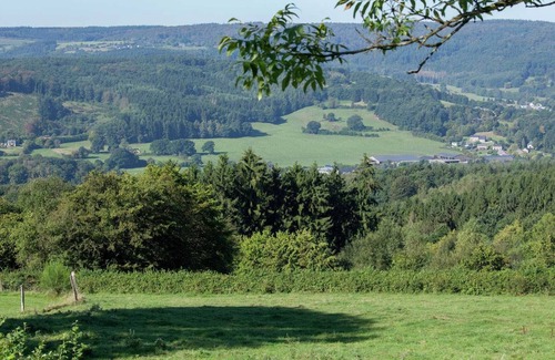 Beffe Villa | Vintage Villa with Private Garden in Rendeux