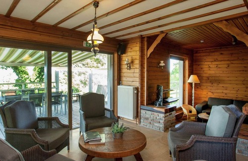 Beffe Villa | Vintage Villa with Private Garden in Rendeux