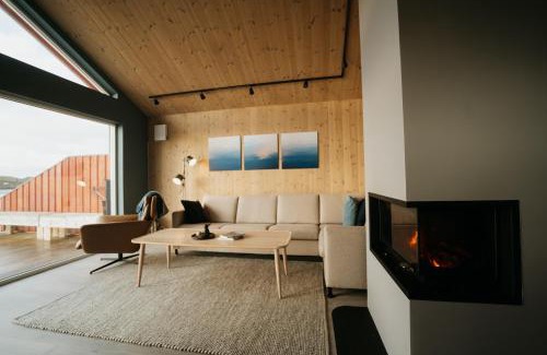 Vestvagøy House | Visit Mortsund, Lofoten