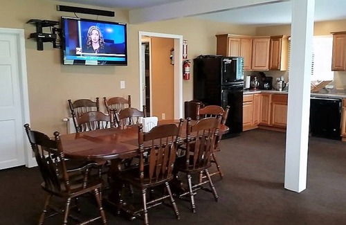 Mount Vision House | Visiting Cooperstown NY or Oneonta NY areas stay at Abel's Acre's Hideaway House