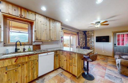 Alpine Village House | Vista Hermosa