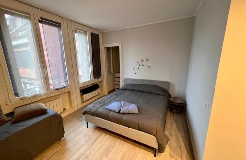 Milano 3 Apartment | Vista Lago