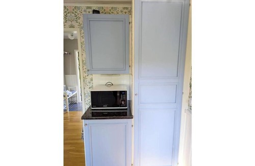 Vittsjo Cabin | Vittsjö Lakeside Retreat & Firepit