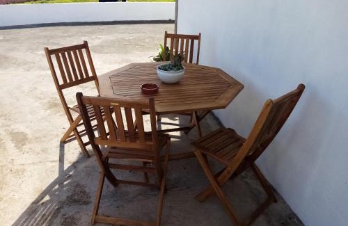 Praia da Vitoria Apartment | Vivenda Areias