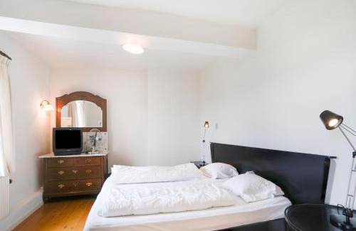 Remersdaal House | Voeren Mansion with Garden