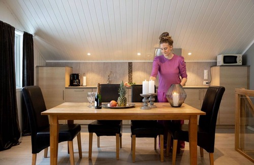 Hjelle Cabin | Vollsnes Feriehus Stryn