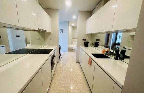 Chinatown Apartment | Vortex Premium Suites KLCC by SCHIEN