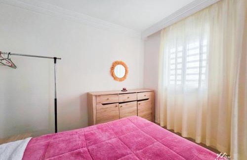 Cite Adrar Apartment | Votre Appartement Idéal - Emplacement stratégique - Parking gratuit - Chambres confortables - Cuisine conviviale