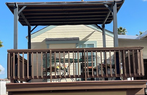 Tucson House | VOYAGER GUEST HOUSE in an Adult Community