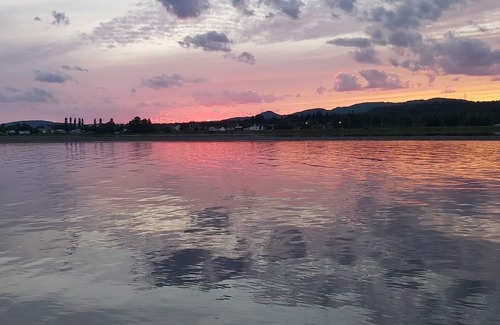 Carleton-sur-Mer Apartment | Vrbo Property