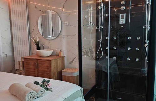 Ermont Condo | Vrbo Property