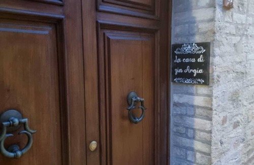 Montegiorgio Apartment | Vrbo Property