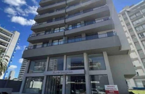 Aidy Grill Apartment | Vrbo Property