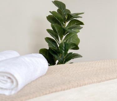 Woonona Apartment | VUE Studio - Luxury Beach - Accessible -Free Parking