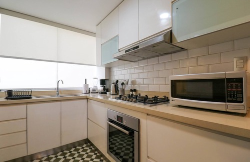 Chacarilla-Santa Cruz Apartment | w* | Luxury 2BR in Blas Cerdeña, San Isidro