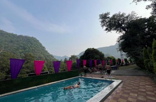 Dhunar Gaon Resort | Wacky Woods Resort Shivpuri