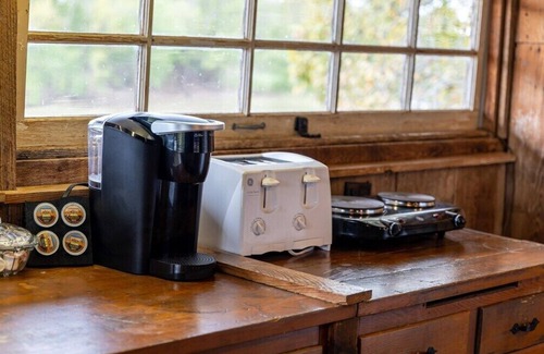 Satin House | Waco Rustic Boat House, River Fishing, Sunset Views