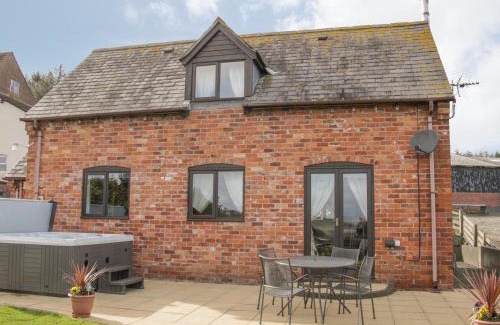 Garthmyl House | Waggoners Cottage