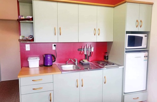 Waihau Bay Apartment | Waihau Bay Vista - G B's Barn