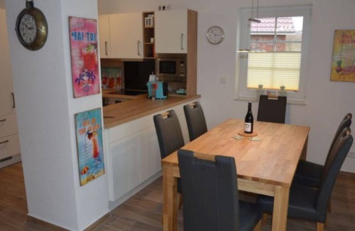 Hilgenriedersiel House | Waikiki - Allergy-friendly 100sqm vacation home with fireplace and garden in