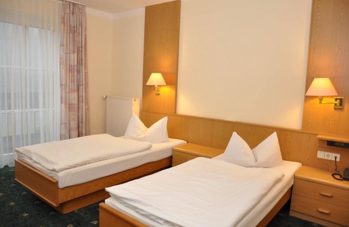 Eisfeld Hotel | Waldhotel Hubertus