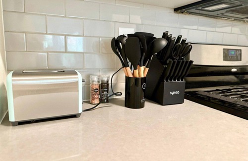 Hudson Exchange Apartment | Walk 3 min to Path station 1 bd one stop Manhattan in New Jersey