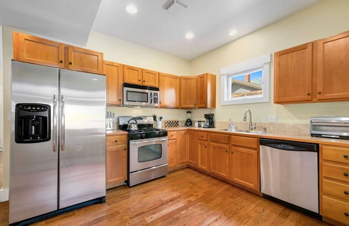 Old Town West House | Walk Everywhere - Art, Restaurants, Poudre River