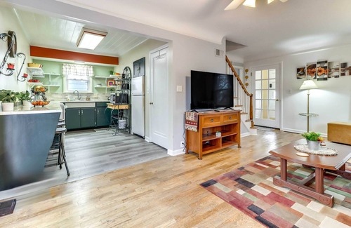 Adrian House | Walk to Adrian College: Family Home in Michigan